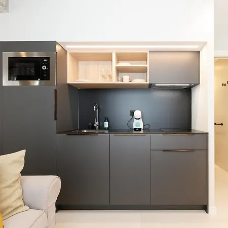 Elegante Y Luminoso En - Apto 5 By Apartamento Vigo