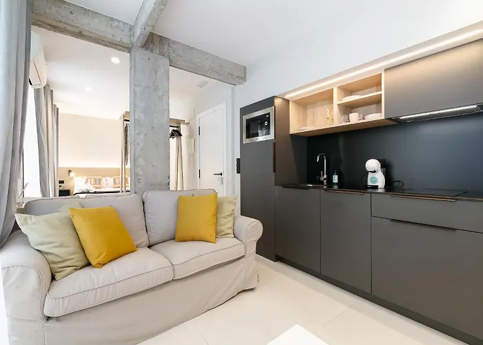 Elegante Y Luminoso En - Apto 5 By Vigo