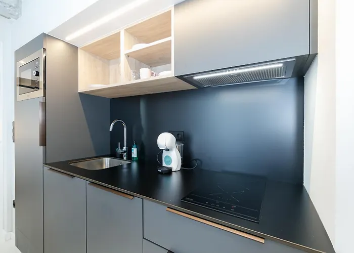 Elegante Y Luminoso En - Apto 5 By * Vigo