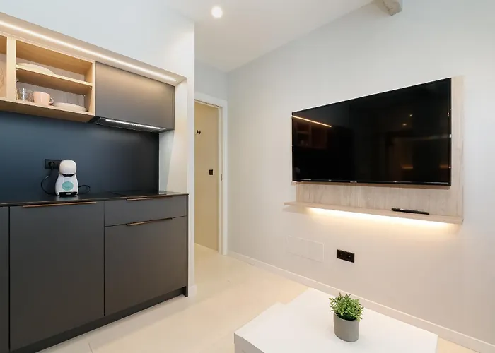 Apartmán Elegante Y Luminoso En - Apto 5 By